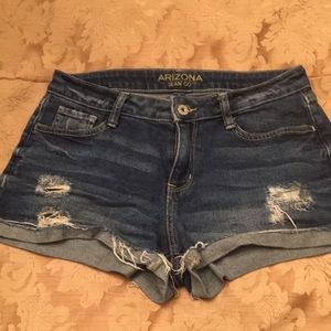 Arizona Jean Co distressed shorts. Great condition